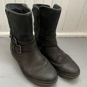 Ugg leather ankle Moto boots size 8
